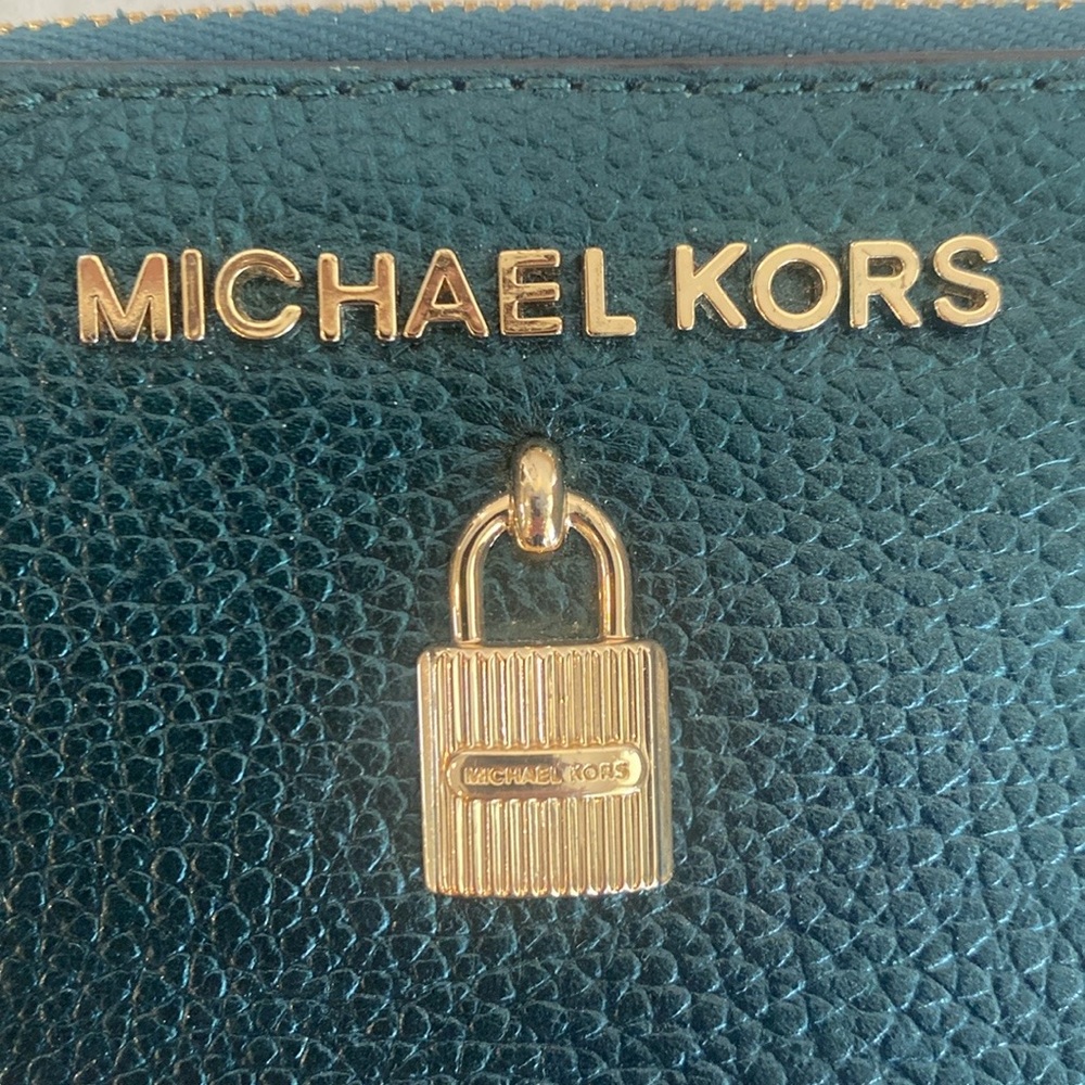Michael Kors Embossed Leather Adele Coinpouch/Id/… - image 7